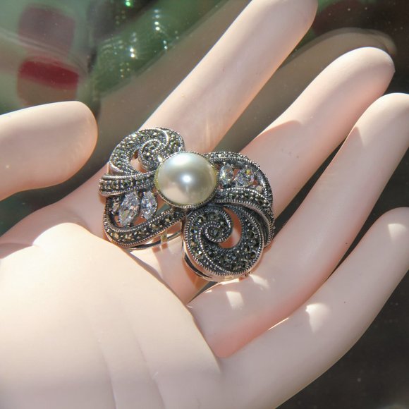 Judith Jack Sterling Marcasite, CZ, Pearl Brooch display picture 1